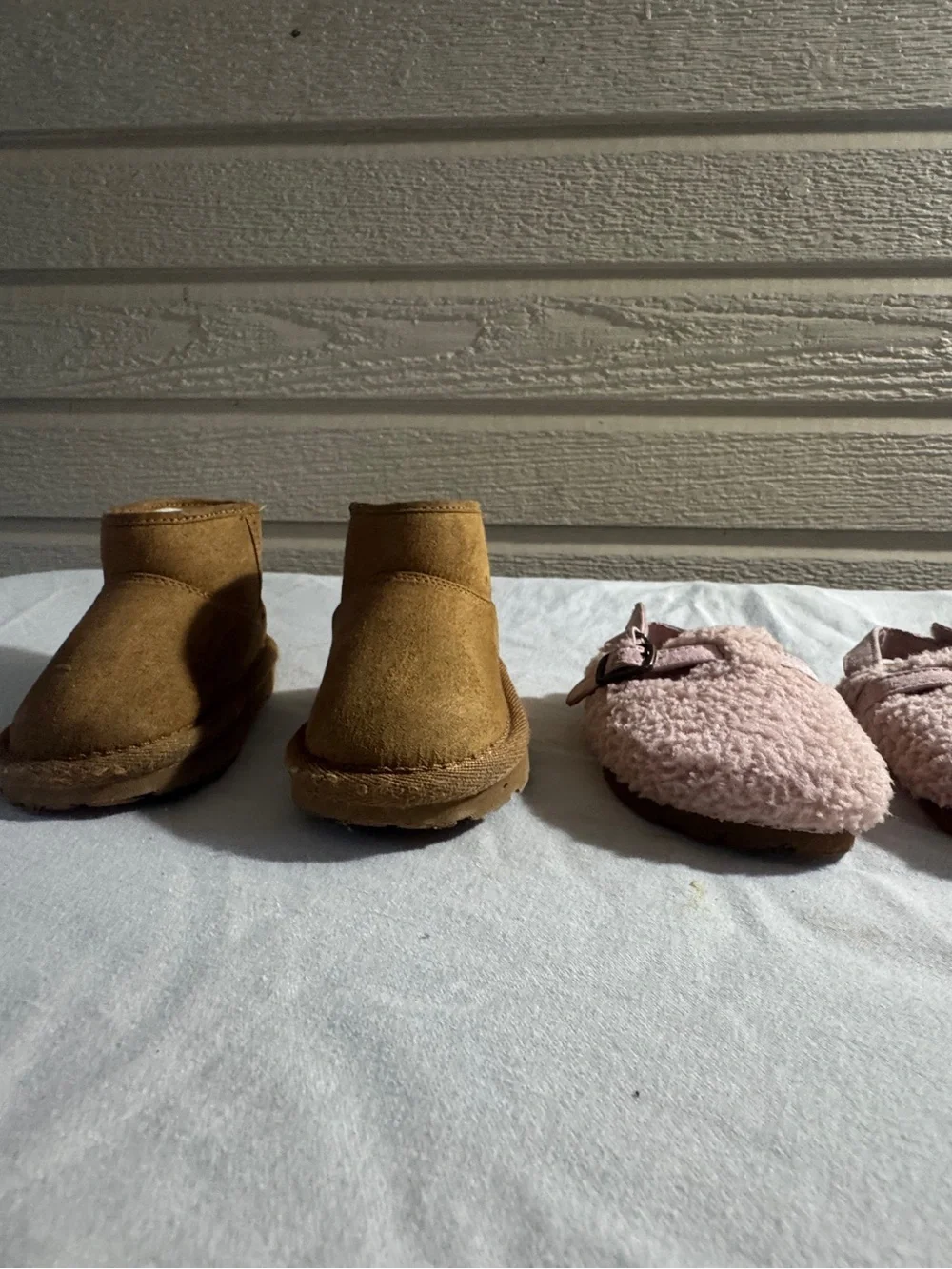 Bundle Baby faux uggs booties , Gap Pink soft slippers size 5
